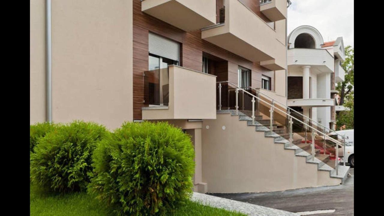 Modern 1 Bed Apartment, Near Shopping Mall Stadion เบลเกรด ภายนอก รูปภาพ
